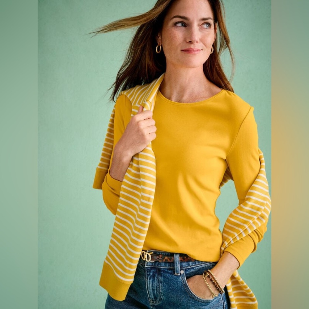 TALBOTS Golden Mustard Yellow Long Sleeve Crewneck Tee Sz SMALL